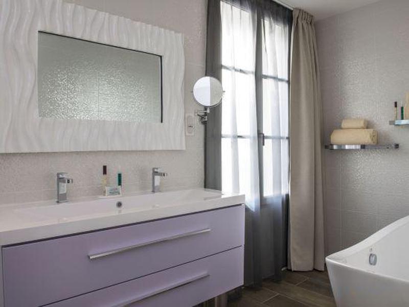 3708FEC87E0AA2CD399C51FAD6C95E9F