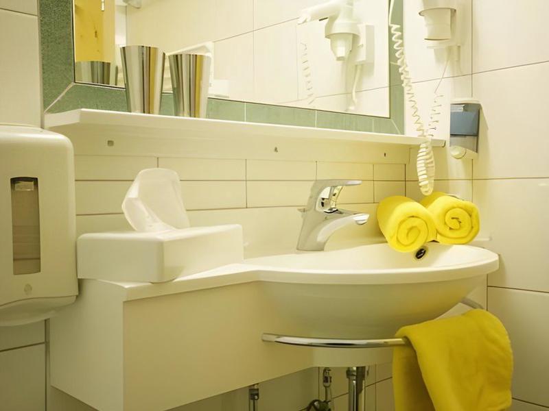 770D742E7D09332592C42FD31C733390