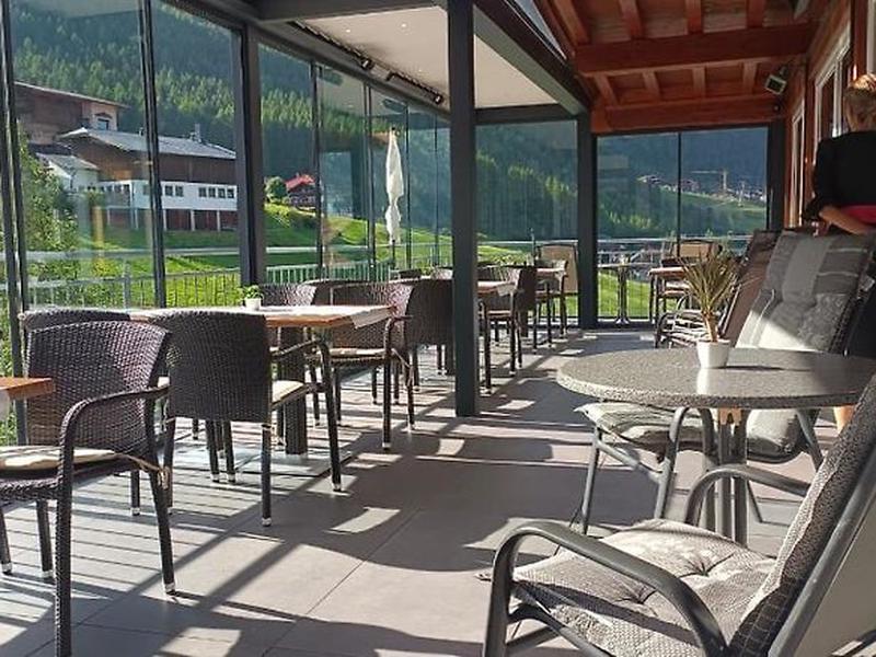 2A80CA07076615ADB11C7BA94AF4626E