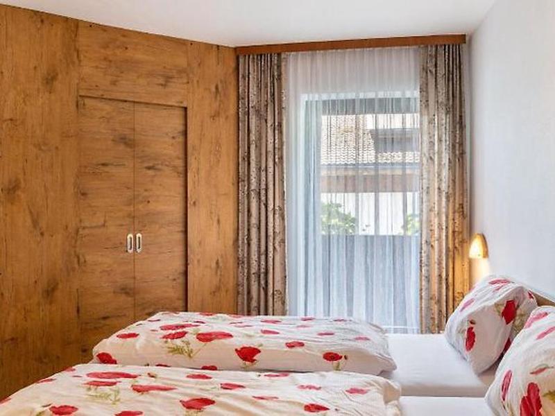 60E60ECD8F5D31795AC7F7EFCD757E70