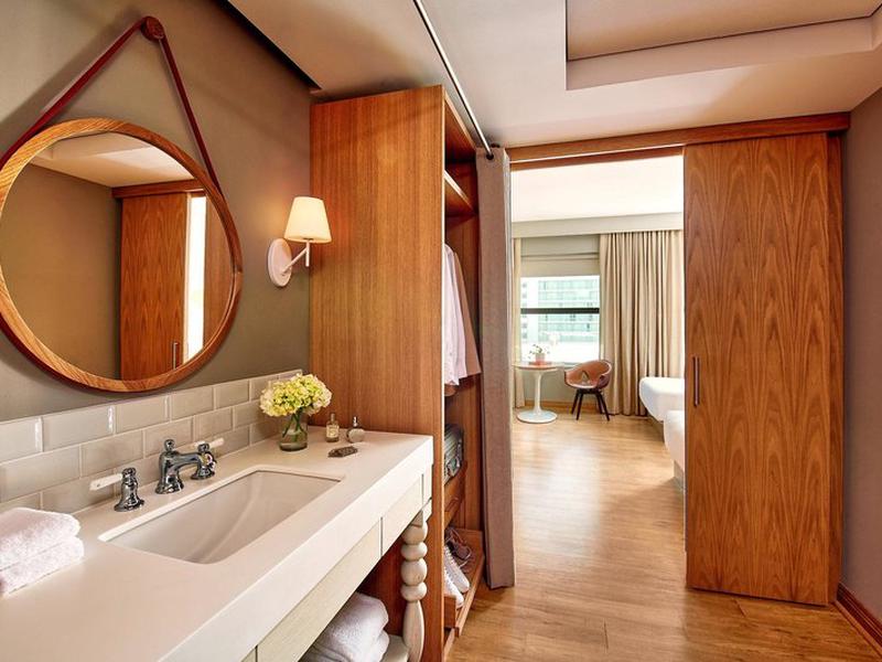 72A328A270582EE4E958A9D2DCA06AE2