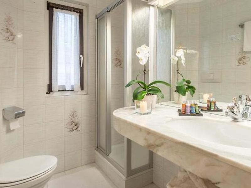 74F1426A7DAF05E56B92C74087745A6E