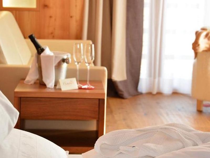 81EA5378822AFE855EDB3E2F51B0655B