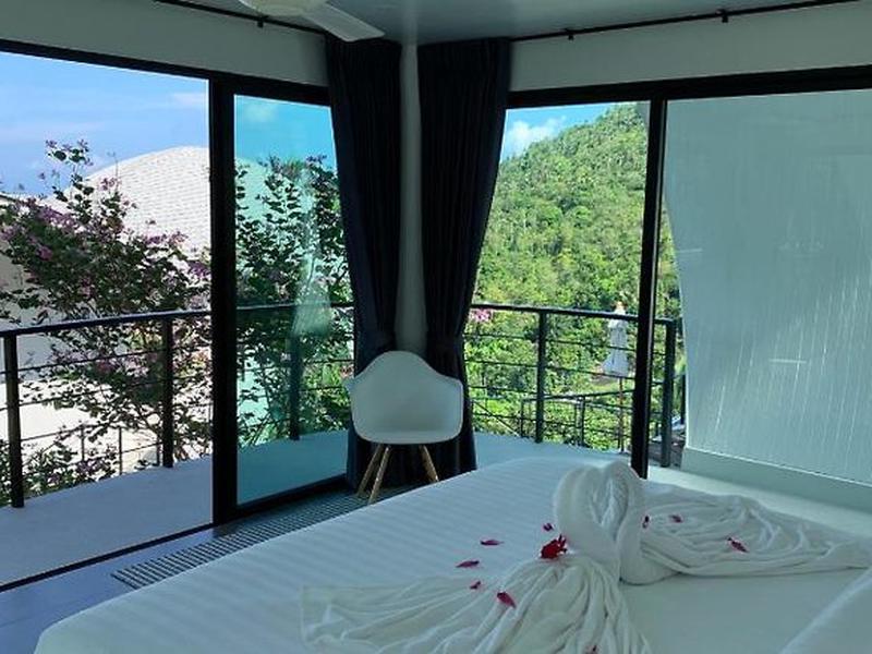 779EE8CAD1855FD810A7B74AD108D2B5