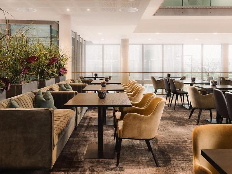 711778B2F762699E2A105DC69E928861