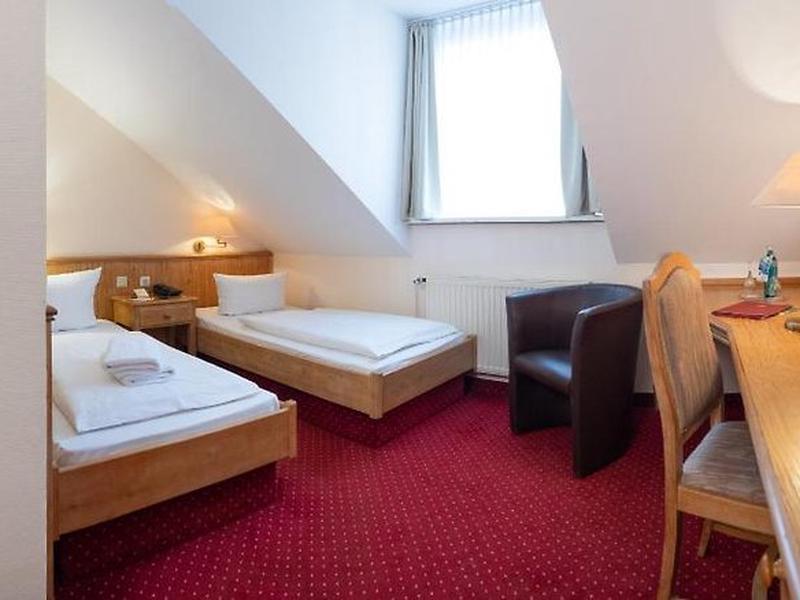 7442E24F2DEC49DD55C2A06C9FD333A1