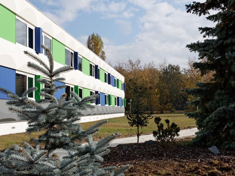 C59B3776C3E0A4D1A3A8800AA21561E4