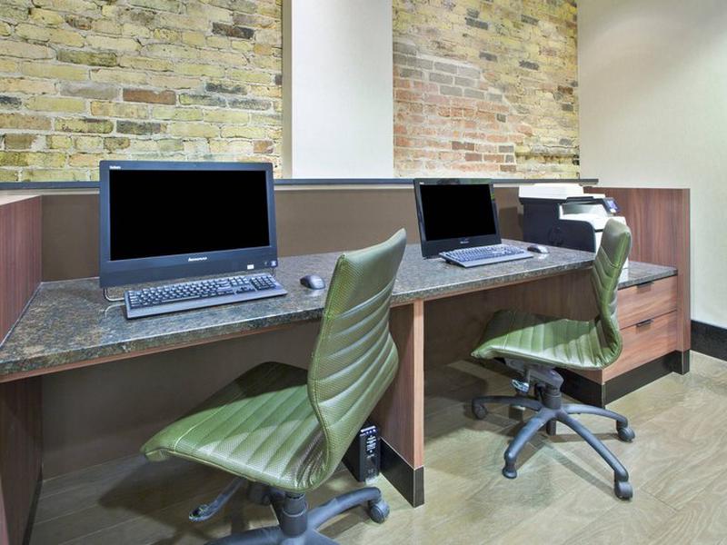 983442039DD9495CE62E721F0E55B402