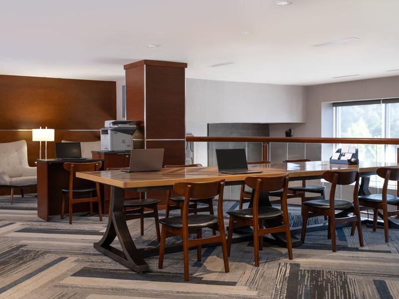 B93AC302135666A069ED424280859F21