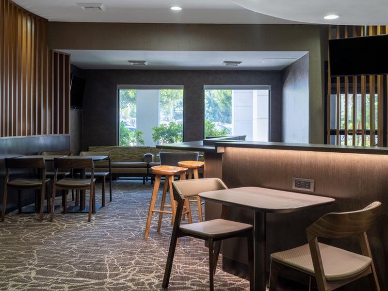 98E77CD792286BFC917AB1B484775BF7