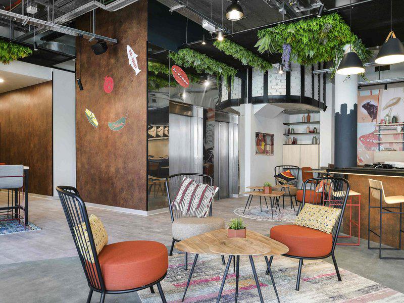 2DEC2EEF62049EE26697A17FF8AFB352