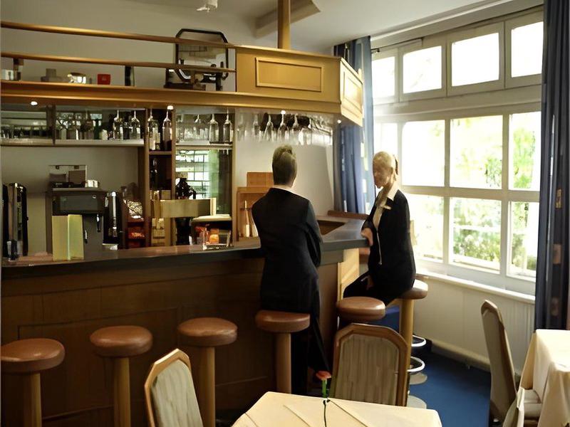 7F53188F12F51F64DE63A123DBFBF103