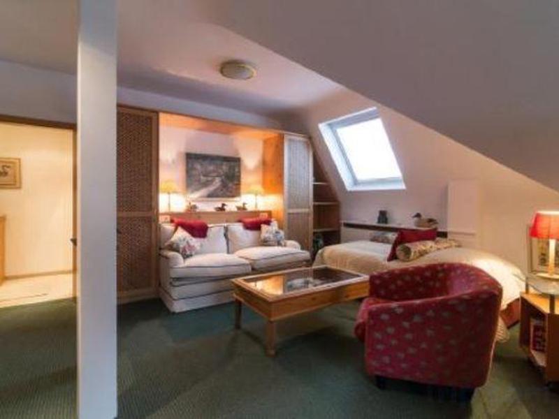 57DDC8F6A6963A9DCE819918DCEF70C4