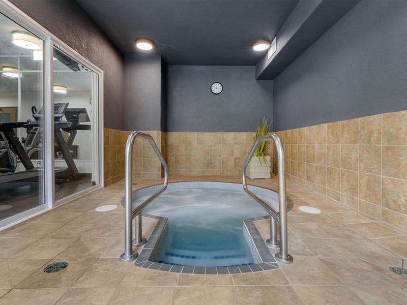 761CA8791D93B16C36F5F84BEC272697