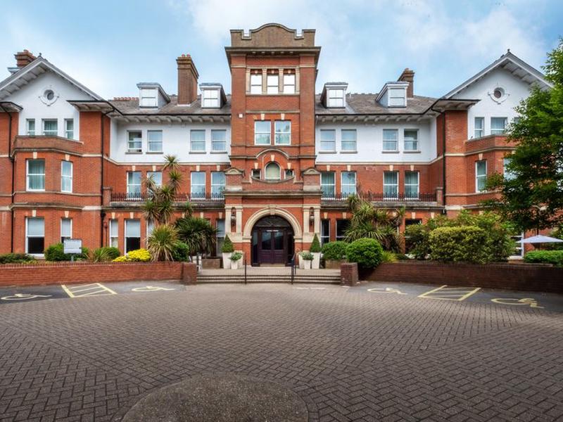 322DCAFA8C64AD72087087D91DFB1661