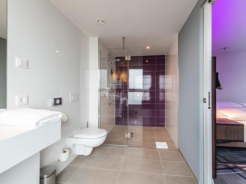 409ED9772744DEBAD51525FA26108364