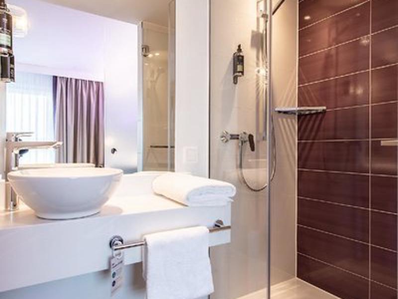 67E97E297DCBB0611E601CC0B3DCC128