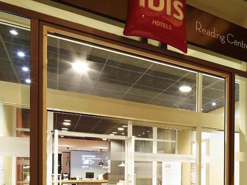 ibis Reading Centre