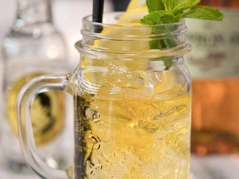 6D0C9581F23BEE79F07A1AE672FB0787