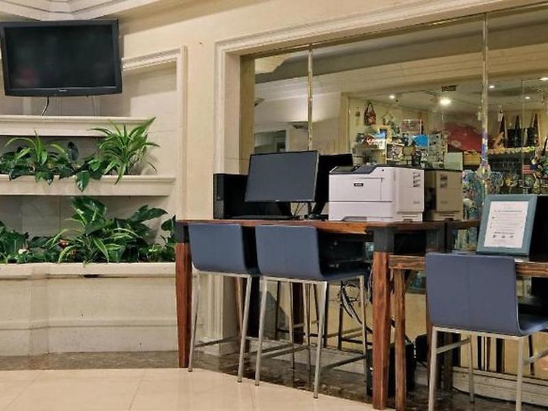 Ramada Plaza by Wyndham Waikiki