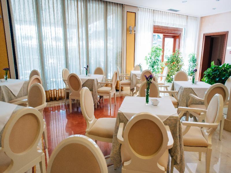 0B9B62D9C636BA88BF48DC1498805331