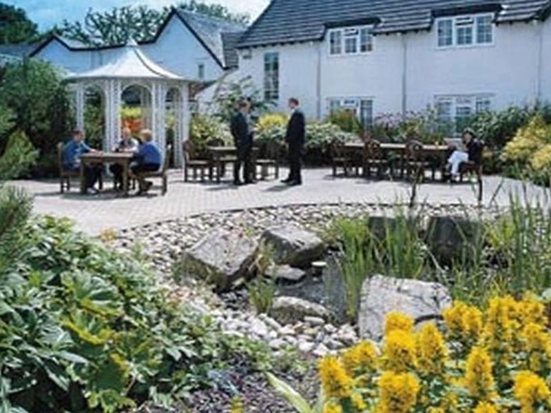 0E227A2F99C33856E108D988A56B4E8C