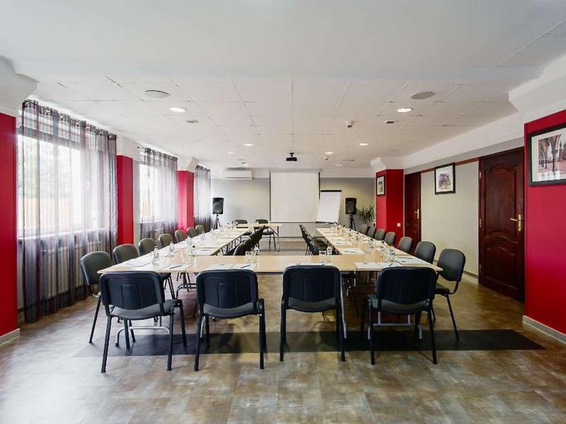 BFD90CE7B53829BE56BF1FFB53391033