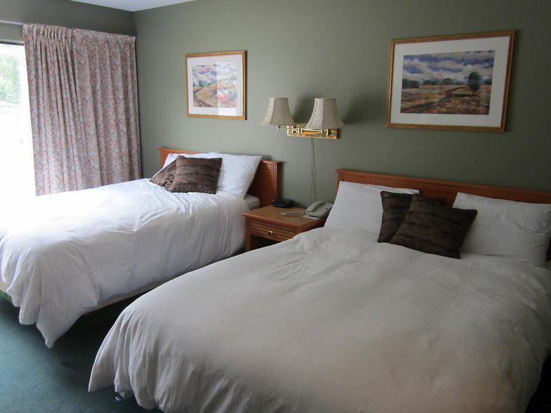 B80D9CAB1C4707EFD976CB8F9B98D639