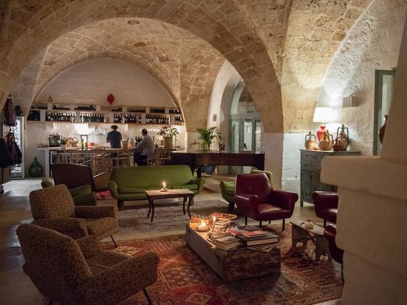 A96020579F509FCFE0D3F20C00B375EE