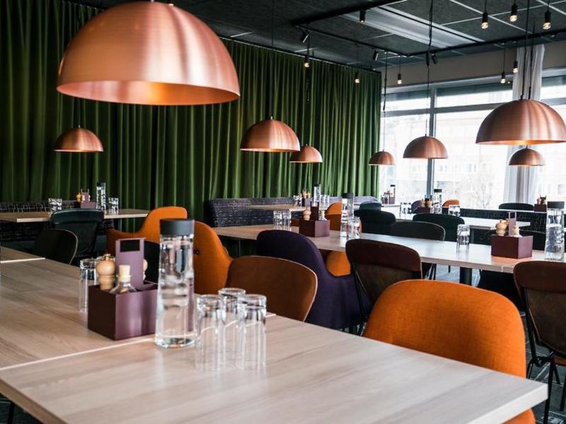 FBECD6CDB02C4C159376E224DC290547