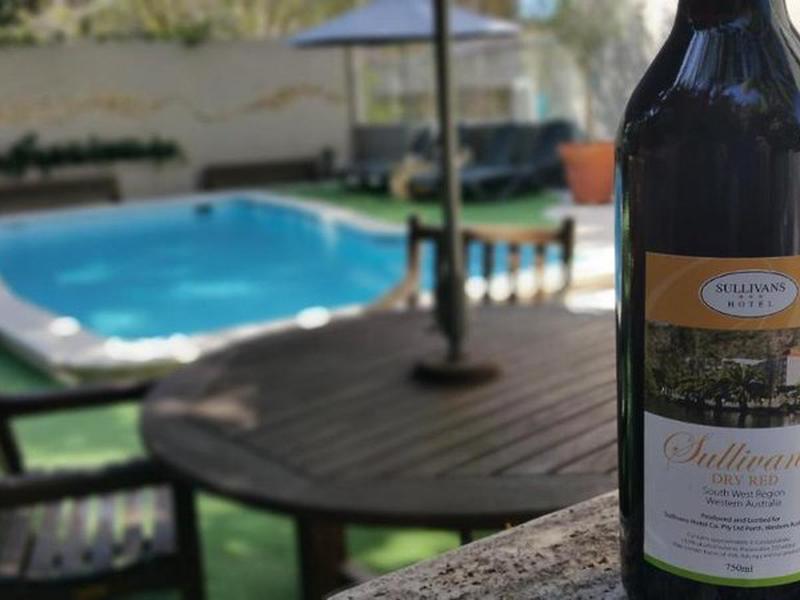 B564D81001065CCC074F254FB97DC8E2