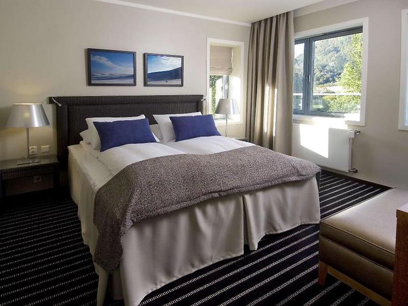 EF6B21707FAE4D7B35E1C323BFEAC50E