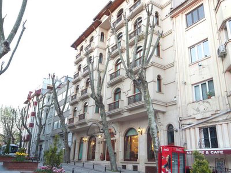 FFC4328E750CDD57688DD37D33D3C61B