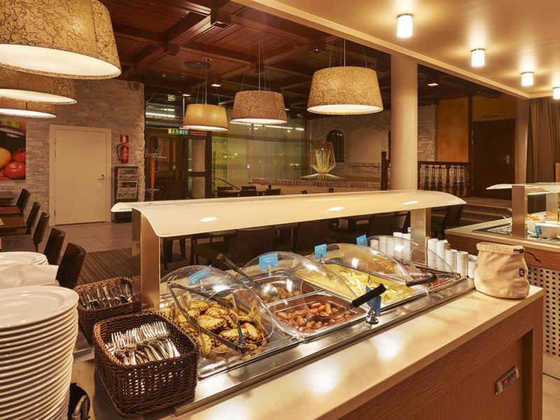 A0D38ABAD14ADFBA8AE3A7E532D1341E