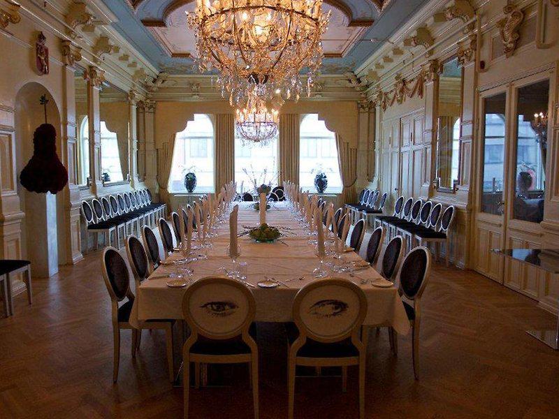 843C5574F969994E44F248FD5E437ED9