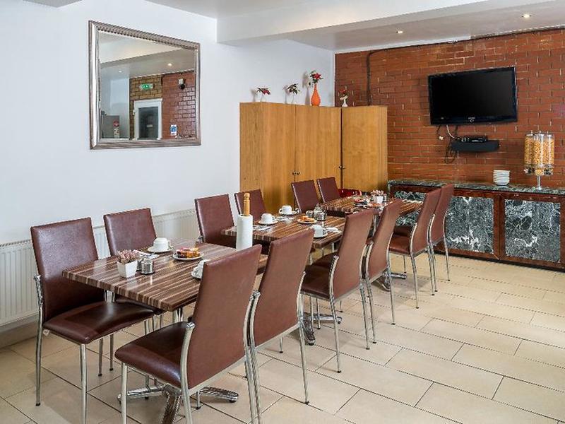 1FF318A5D9151F8CD44394B101DD7EA1