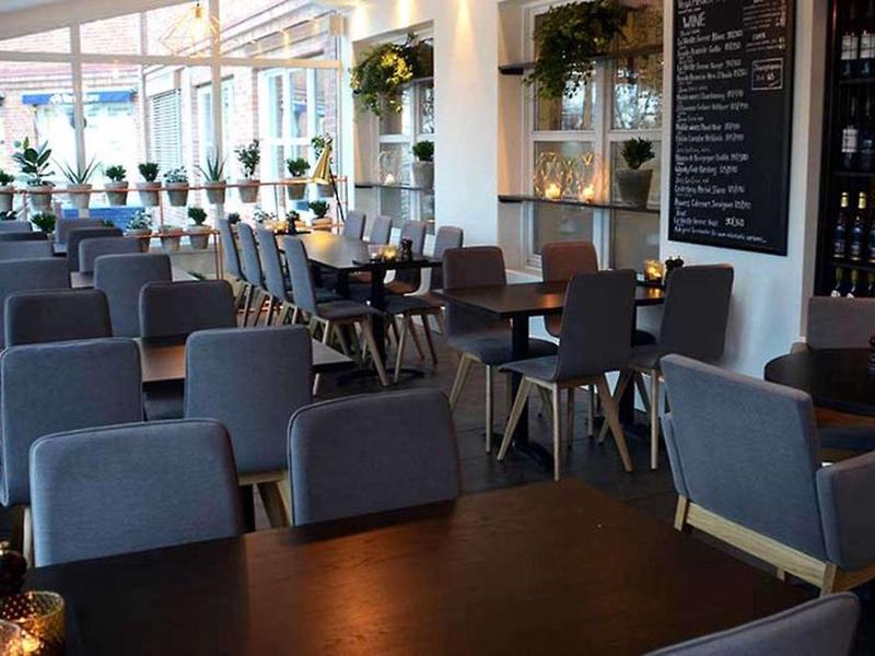 4EC8D4352D93F5FF9019E8F375528FFA