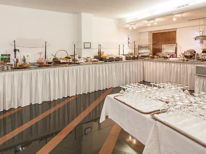 C1C5415A83A5795CB7A6F569009635E5