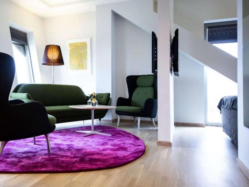 8F1FC24D03B02F3717E65E6C575A3682