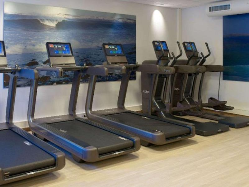 CB40972CCB7FA3C16795957A9DD2F00E