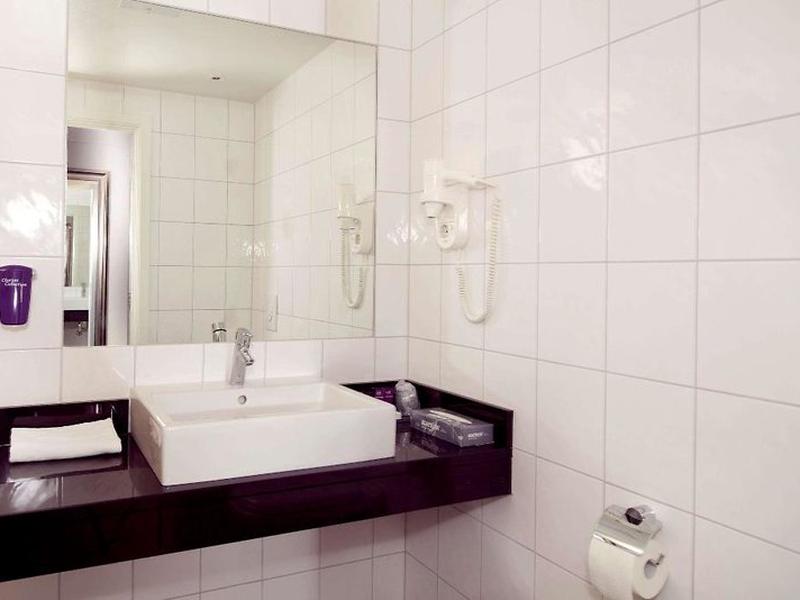 88C945DC12F2BD71176B137BE537FBA3