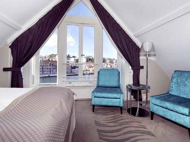 044715655325FF3C4F216891093143BE