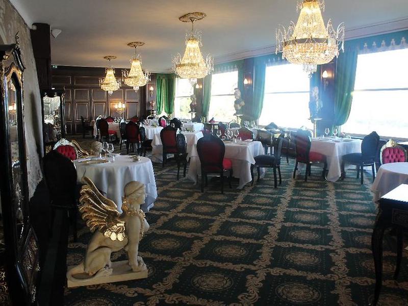 90F39871A2F2C1223DF522B6E7C2CD6A