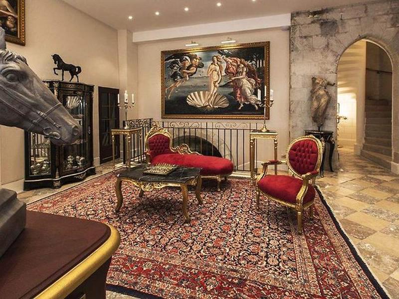 8854810D643D208CA2729F95F77E3C0F