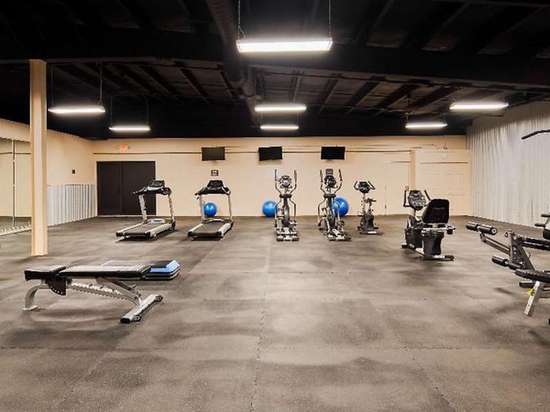 E7276B0821D16D4A7E54F98AD48654EB