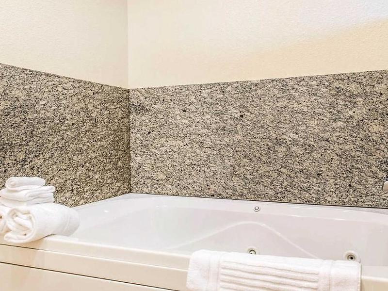 FAA0B7E2662E6FDD143204FFA36D57B8