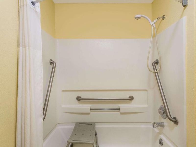 870FA383D24EAA45D92BDB1D1B379230