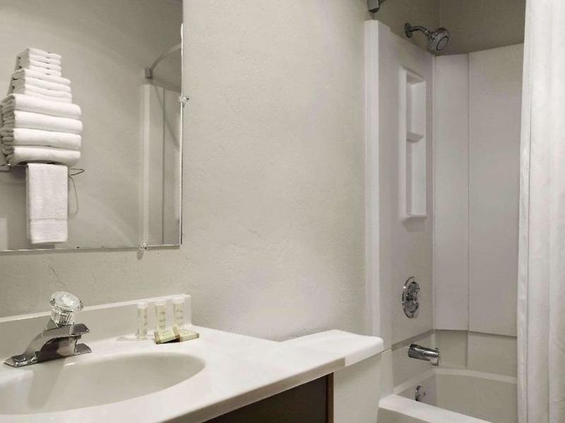 DB44A90236D1B7C218F2EFDD674B63E5