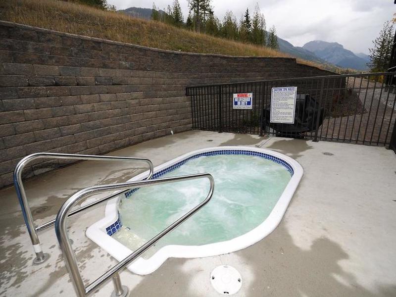 B77C4A8A3A1E8027125BA90DAF53A791