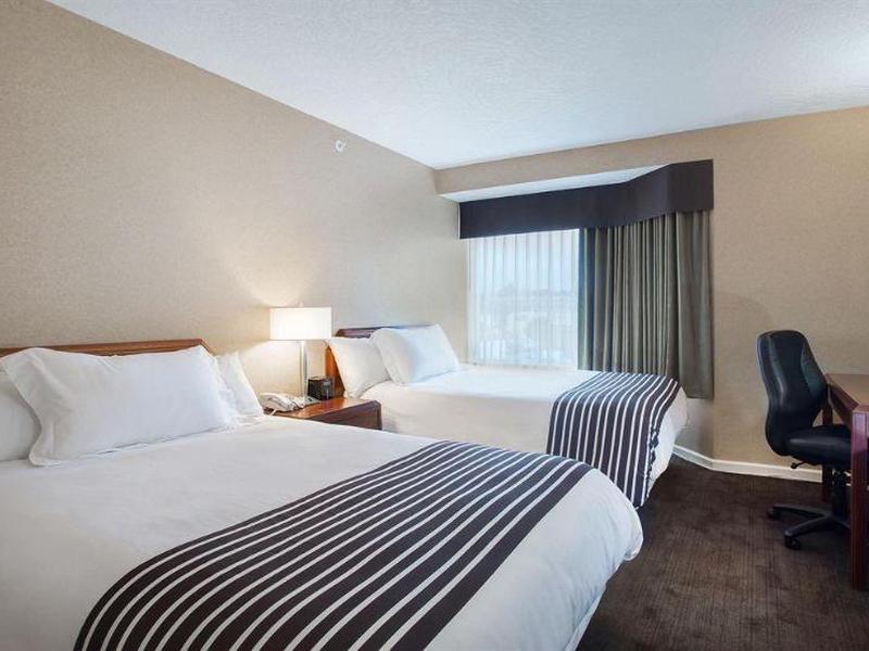 927B2517FD5F5FA01AD55744FF2EBE51